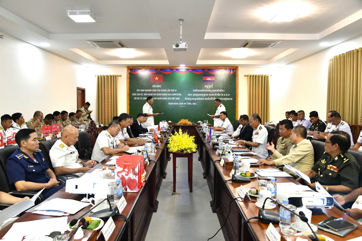 Hải quân Việt Nam – Campuchia rút kinh nghiệm tuần tra chung