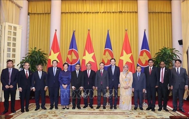 president hosts asean ambassadors picture 1