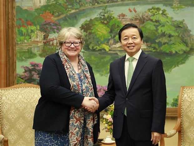 vietnam, uk look to bolster cooperation in environmental issues picture 1