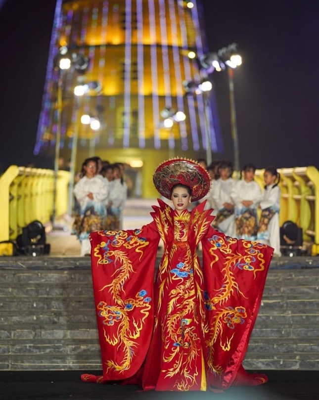 three guinness records for vietnamese long dress picture 6