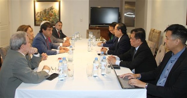 binh duong looks to step up trade, investment ties with argentine localities picture 1