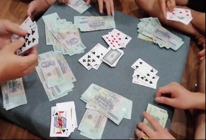 Chủ nhà chịu trách nhiệm gì khi cho thuê nhà làm nơi đánh bạc