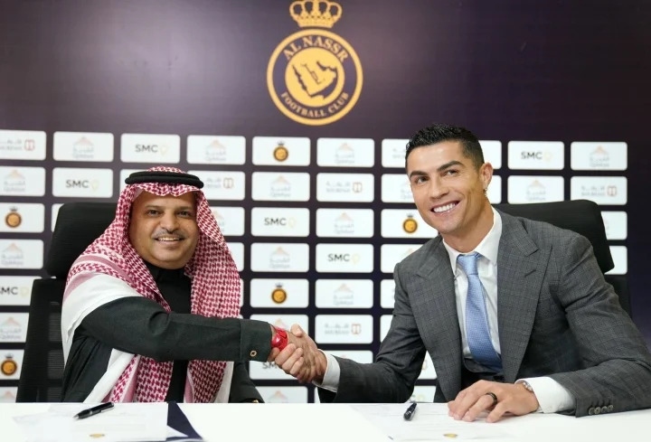 chu tich al nassr ronaldo da lua doi toi hinh anh 1