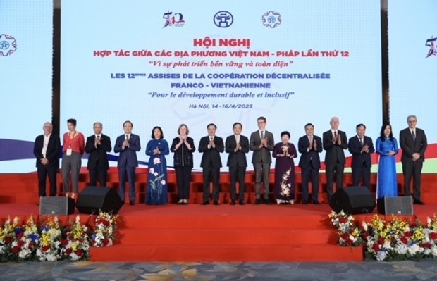 vietnam facilitates operation of french investors official picture 1