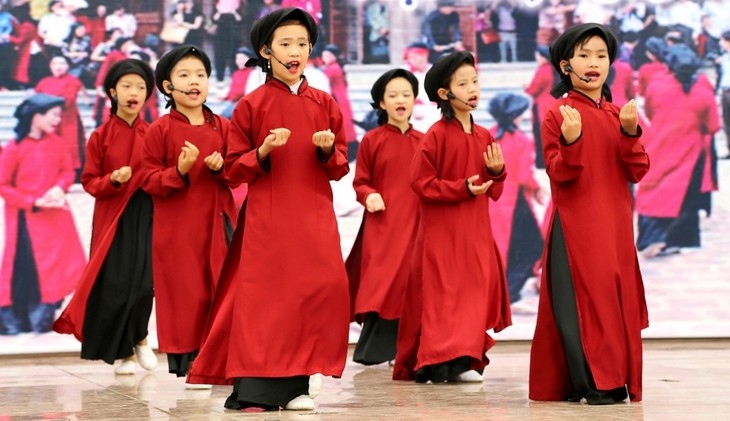 locals keep world intangible heritage of xoan singing alive picture 1