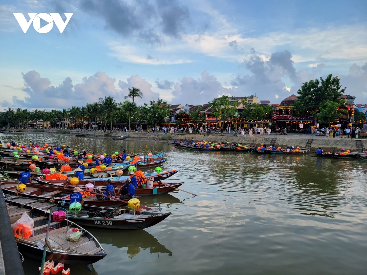 us publication reveals attractive journey to hoi an for us 1,000 picture 1