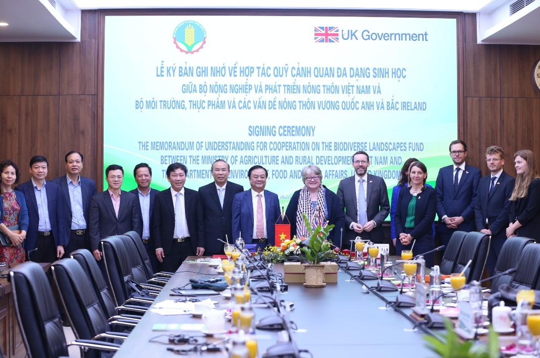 vietnam, uk sign cooperation deal on biodiverse landscapes fund picture 1