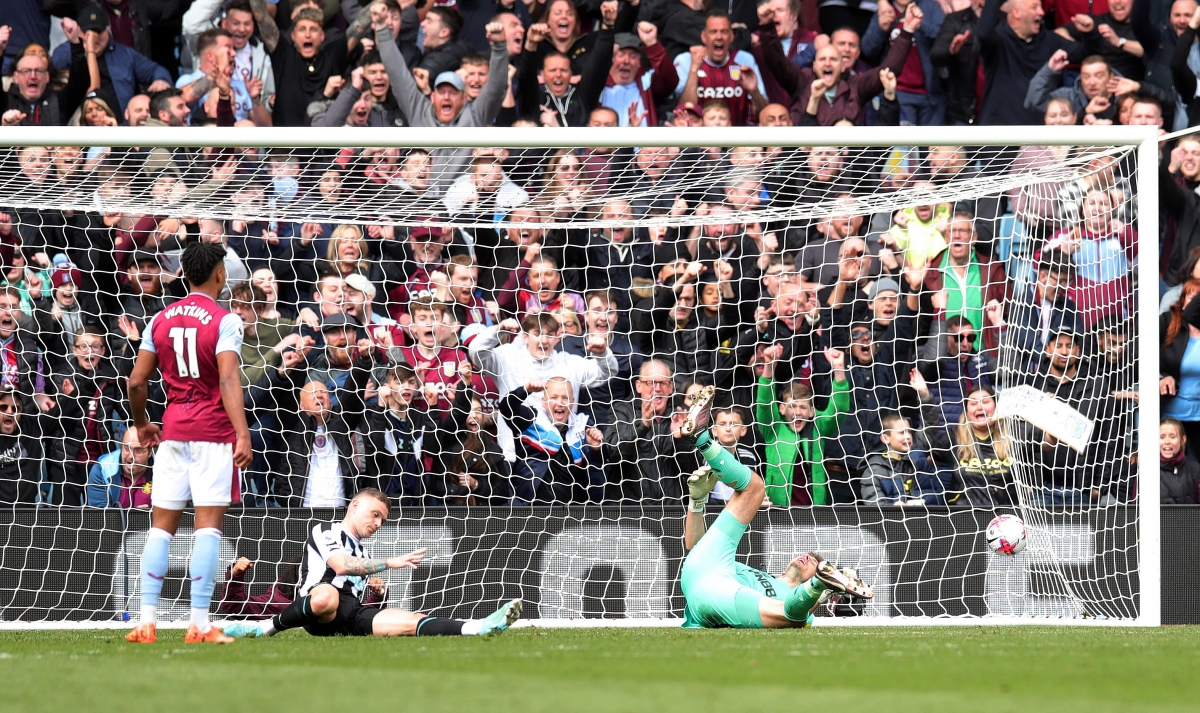 newcastle thảm bại, mu sáng cửa trở lại vị trí top 3 ngoại hạng anh hình ảnh 9 newcastle tham bai, mu sang cua tro lai vi tri top 3 ngoai hang anh hinh anh 9