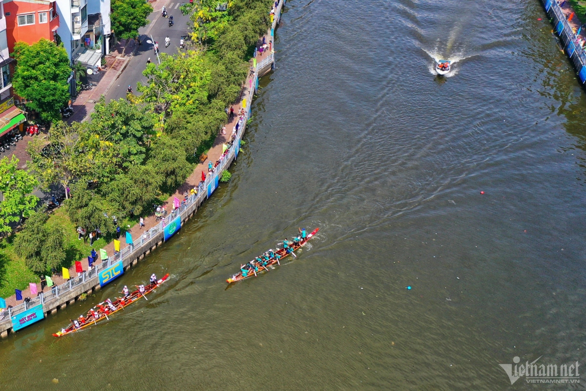 ho chi minh city hosts first khmer boat race festival picture 4
