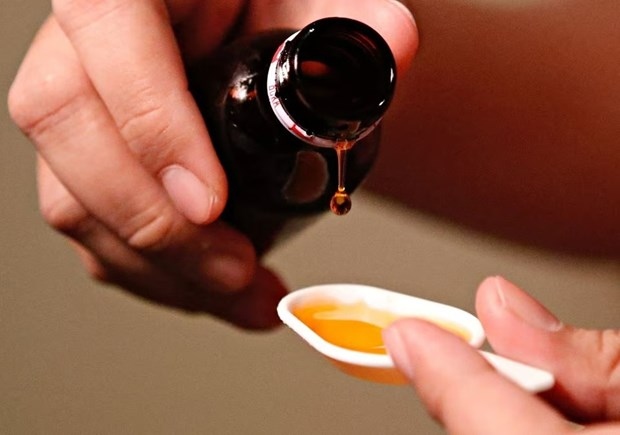 ministry warns about 14 cough syrups after death of children in many countries picture 1