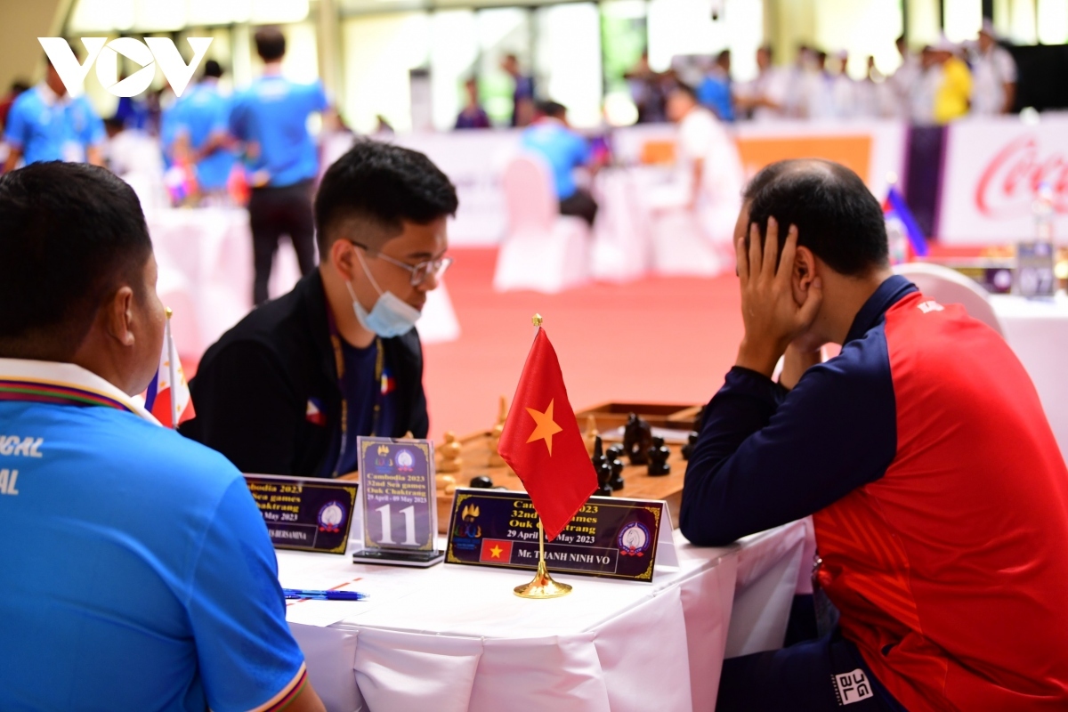 vietnamese players begin ouk chaktrang competition at sea games 32 picture 2