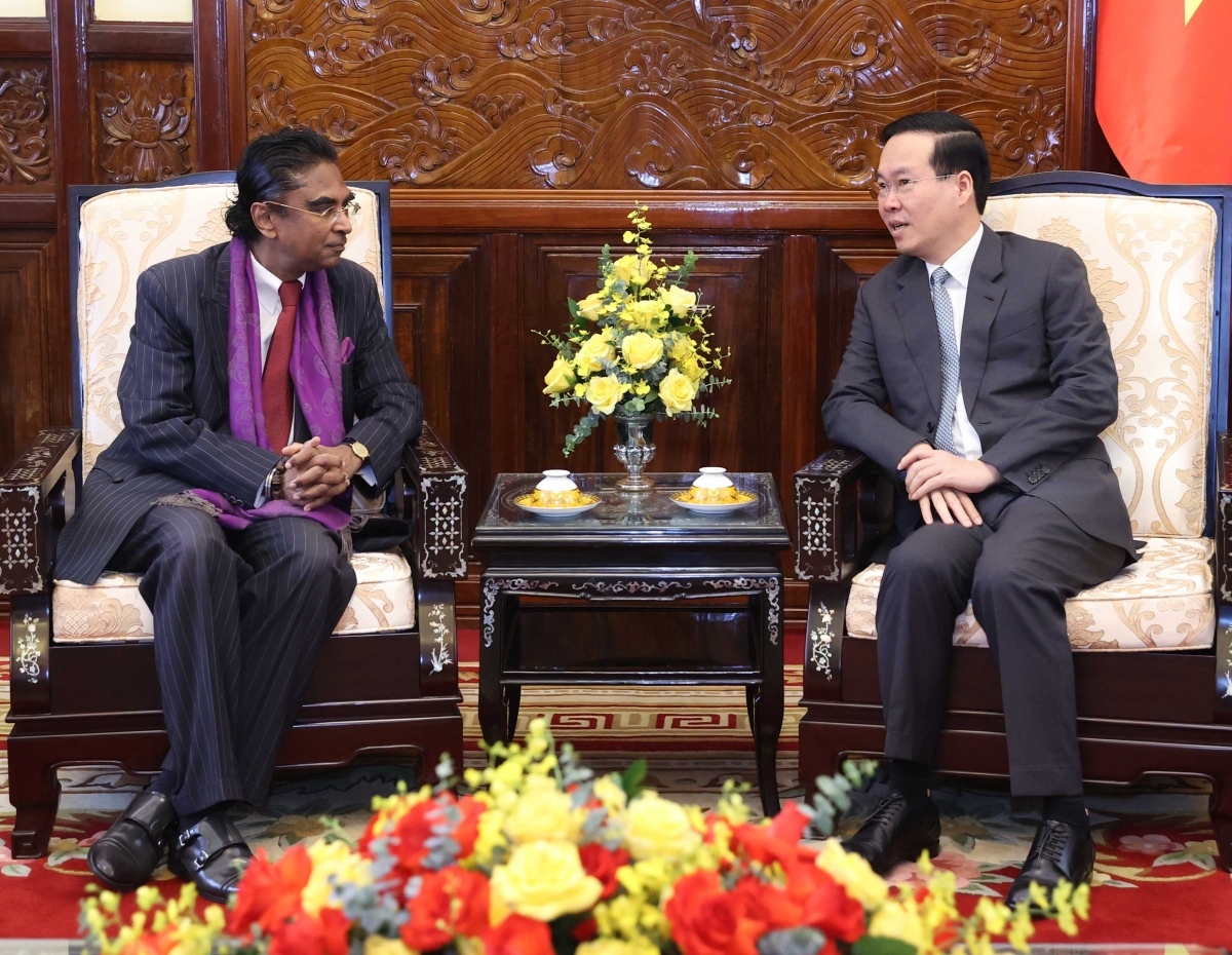 vietnamese president hosts ambassadors of uae, sri lanka, chile picture 2