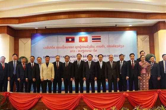 vietnamese, lao, thai localities foster trade ties picture 1