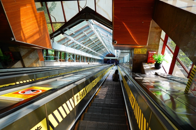 Thang cuốn dài nhất Trung Quốc ở Trùng Khánh