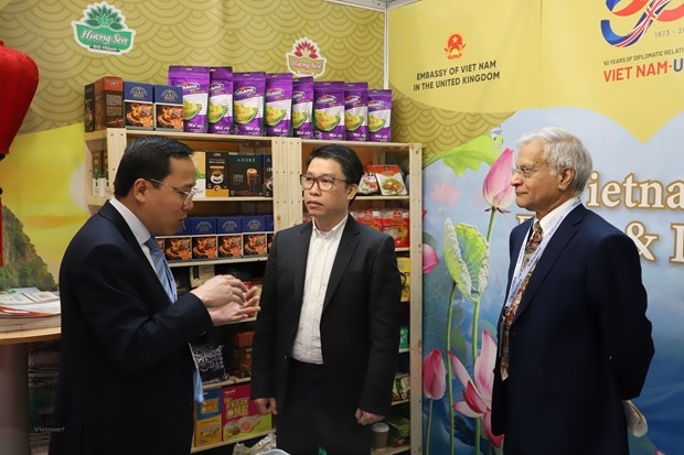 vietnamese firms showcase products at largest food drink expo in uk picture 1
