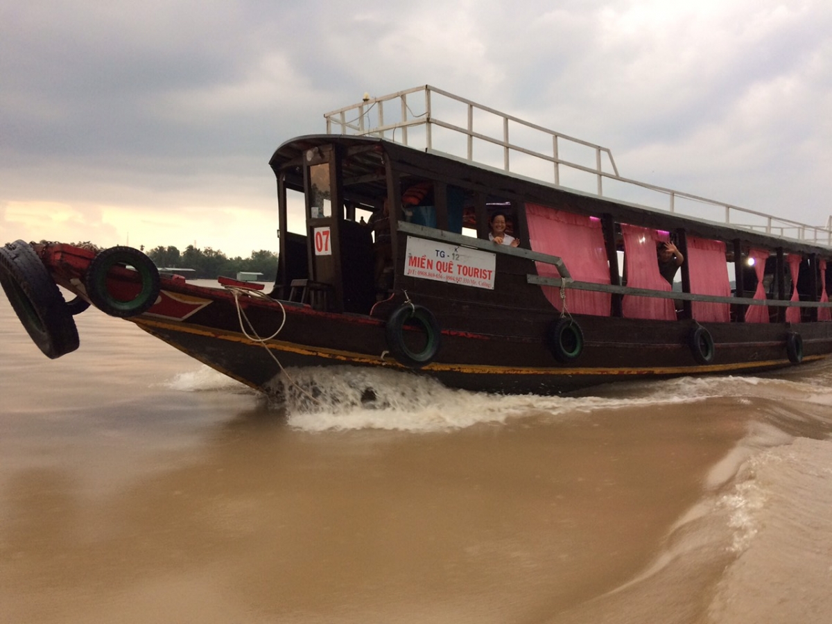 nhieu tau du lich tien giang, ben tre nam bo vi chua co hop den hinh anh 1