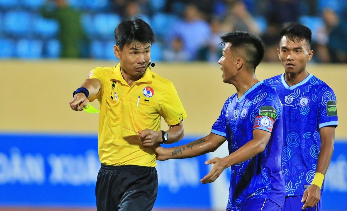 vff chan chinh cong tac trong tai, som dua var vao ap dung o v-league 2023 hinh anh 1