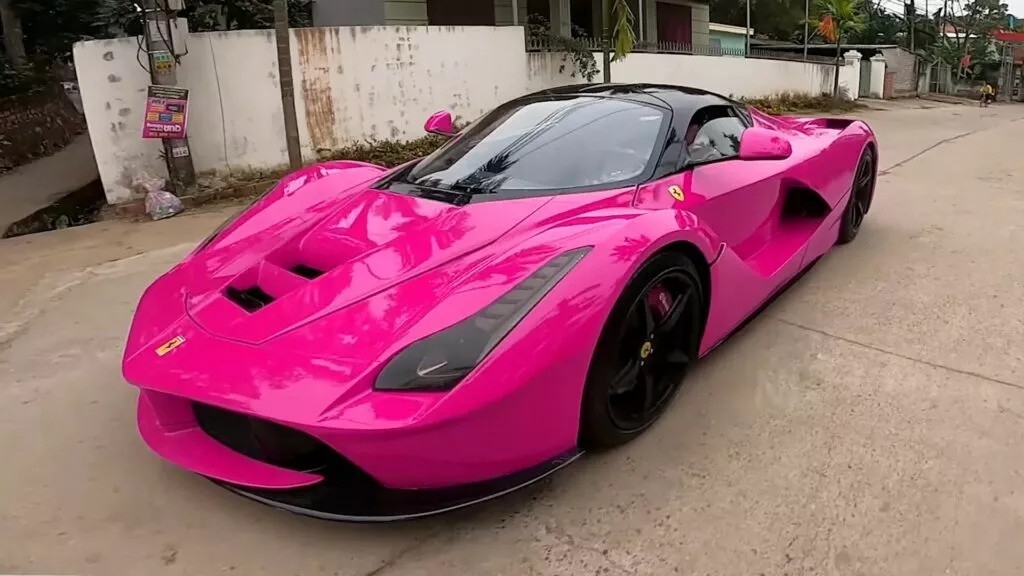 Kỹ sư Việt “hô biến” chiếc Toyota cũ nát thành siêu xe triệu đô La Ferrari