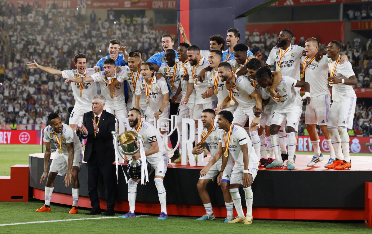 khoanh khac real madrid nang cao danh hieu cup nha vua tay ban nha sau 9 nam cho doi hinh anh 9