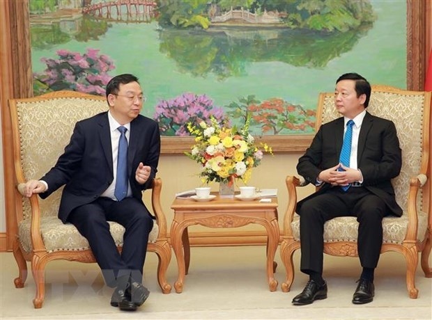 deputy pm receives leaders of chinese, japanese companies picture 1