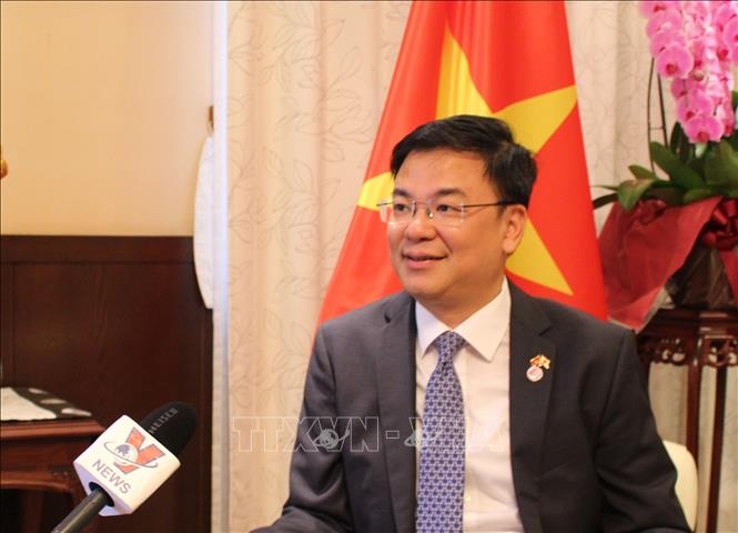 vietnam desires to make greater contributions to future of asia picture 1