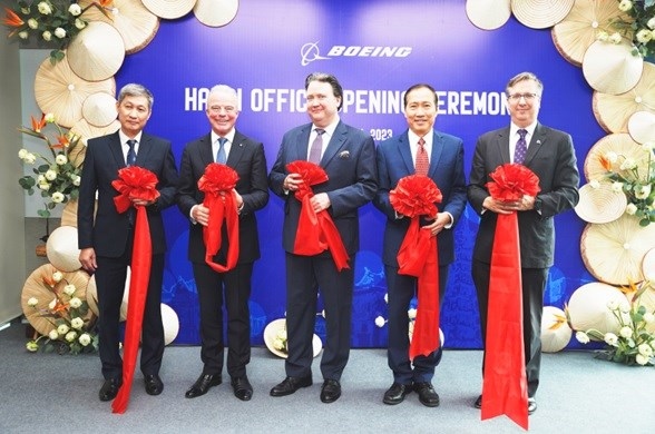 boeing inaugurates permanent office in hanoi picture 1