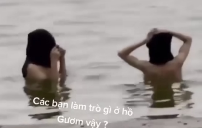 Xác minh clip 2 cô gái tắm tiên ở Hồ Gươm