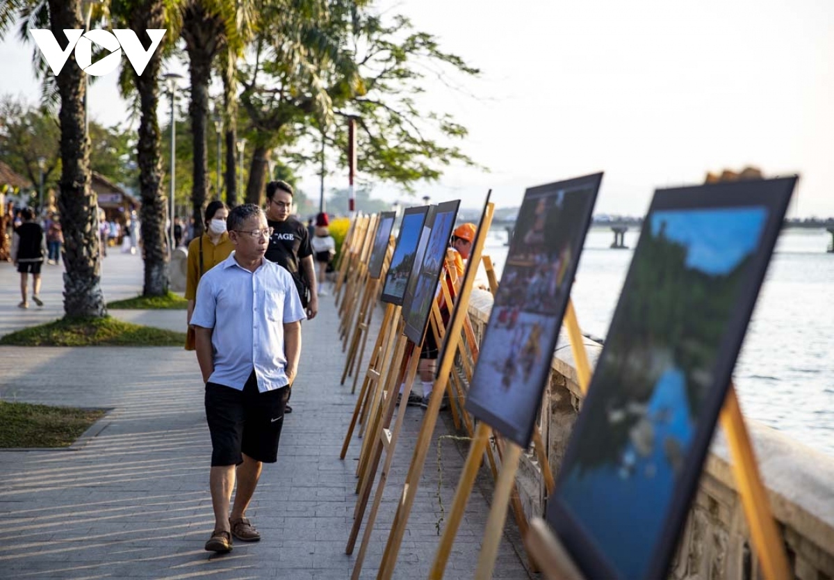 unique hand-made products promoted at hue craft festival 2023 picture 10