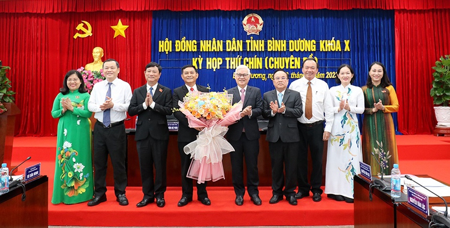 Ong nguyen van loc lam chu tich hDnd tinh binh duong hinh anh 2