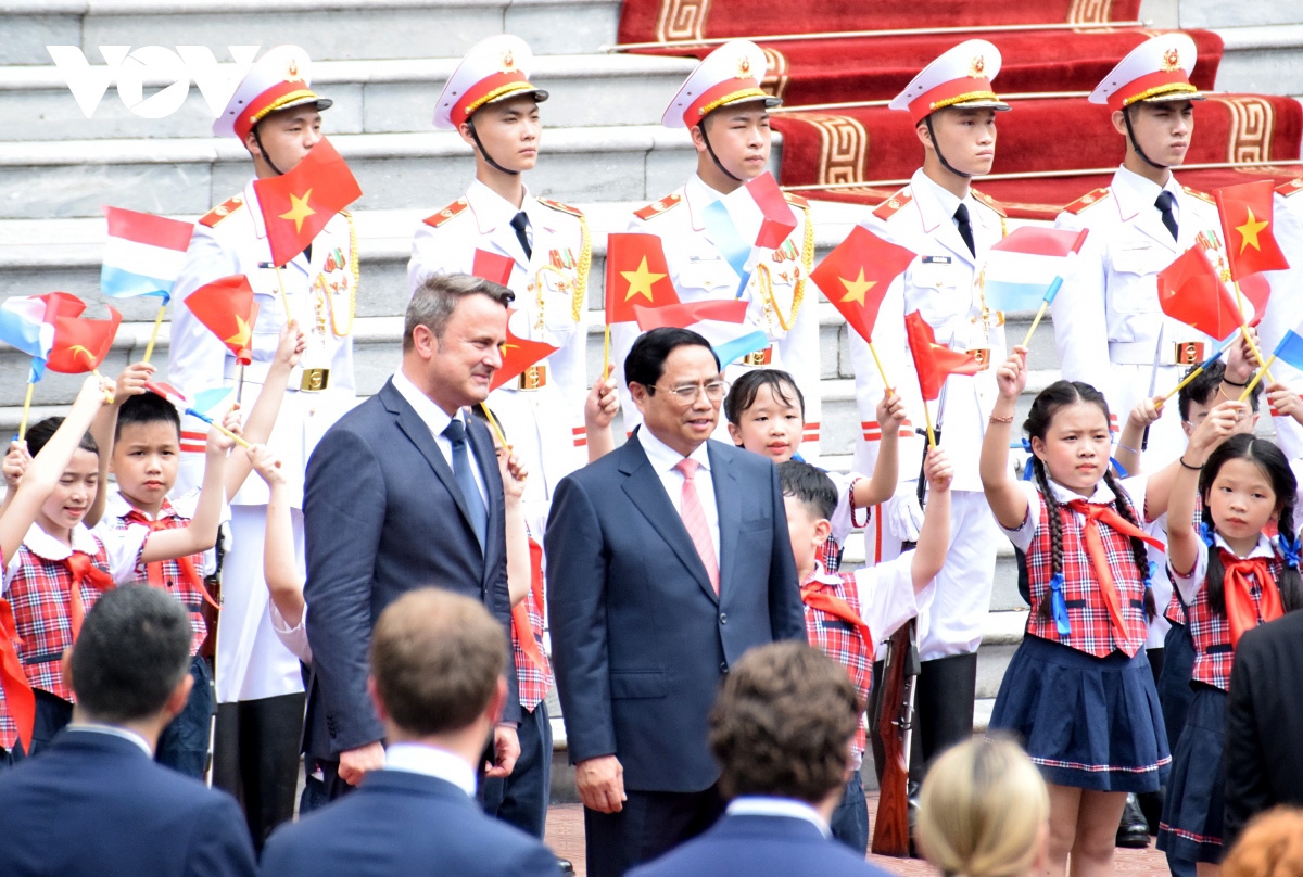 luxembourg prime minister bettel warmly welcomed in hanoi picture 1
