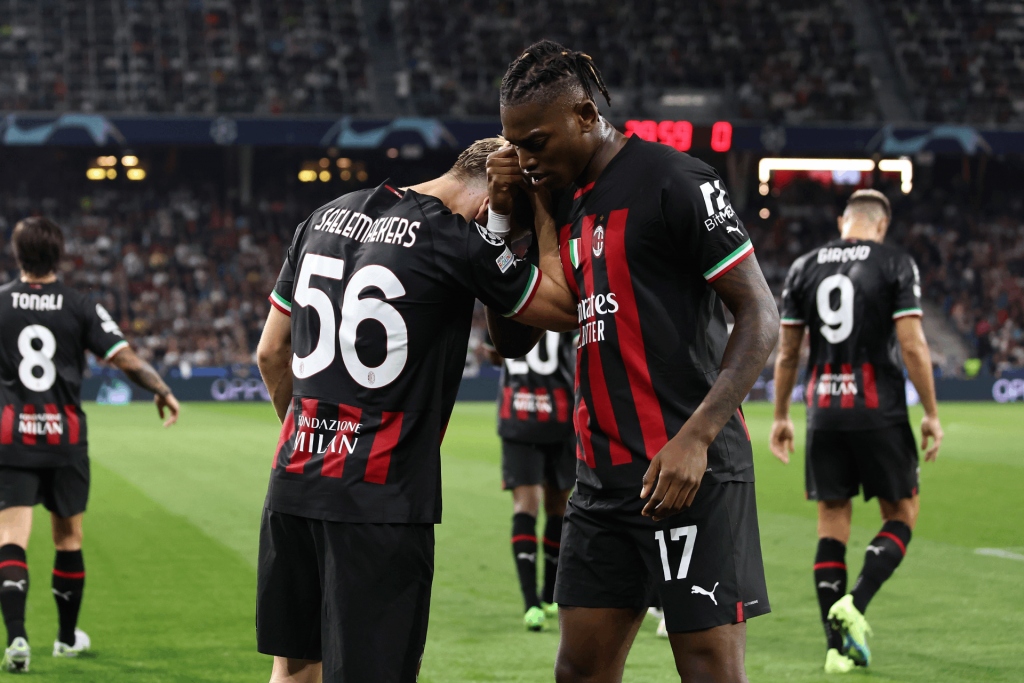 ac milan don ngoi sao sang nhat tro lai truoc man tai dau inter hinh anh 1