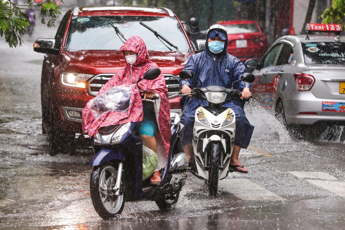 thoi tiet hom nay 10 5 bac bo sap don khong khi lanh, nam bo co mua rao hinh anh 1