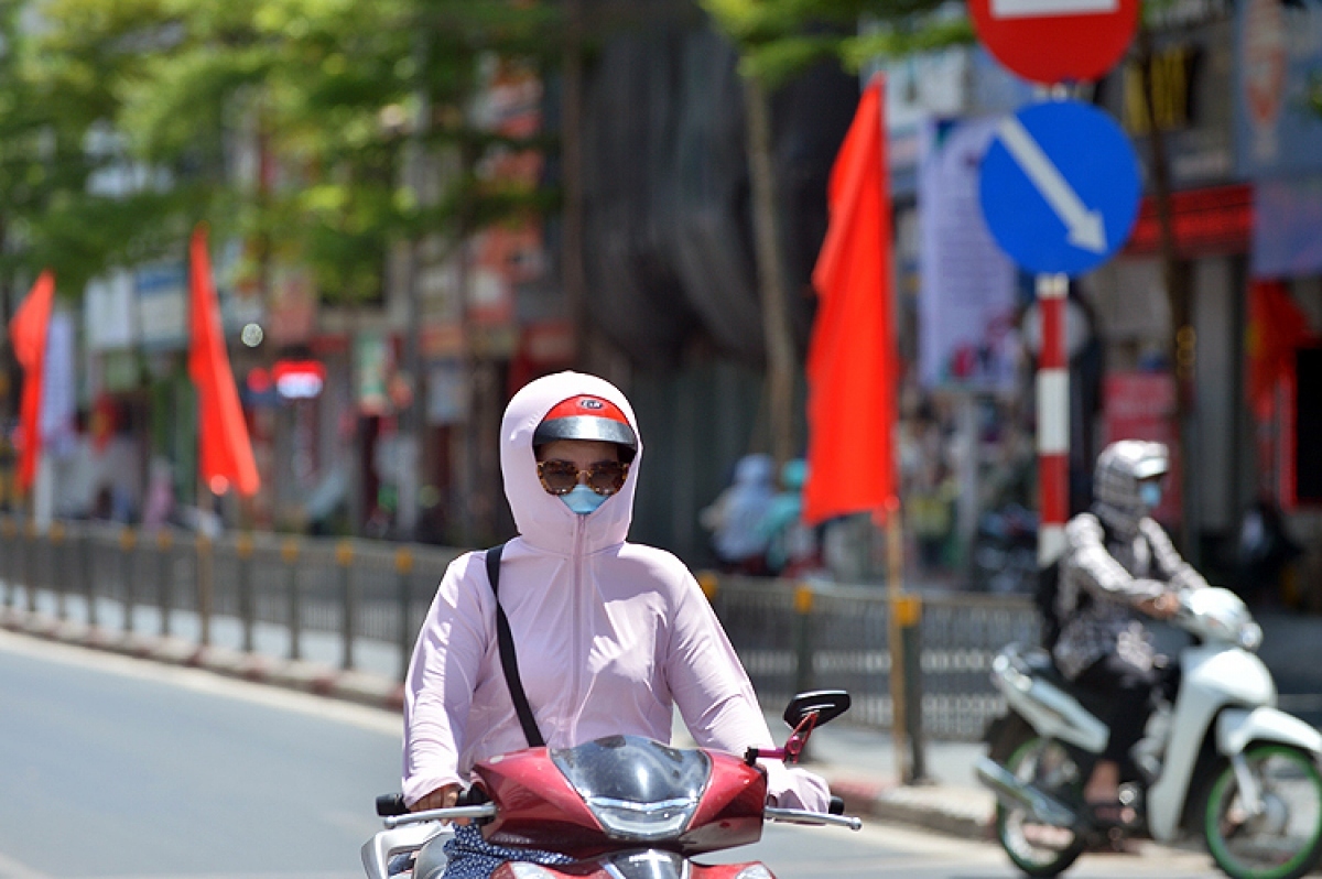 bac bo tiep tuc nang nong va nang nong gay gat hinh anh 1