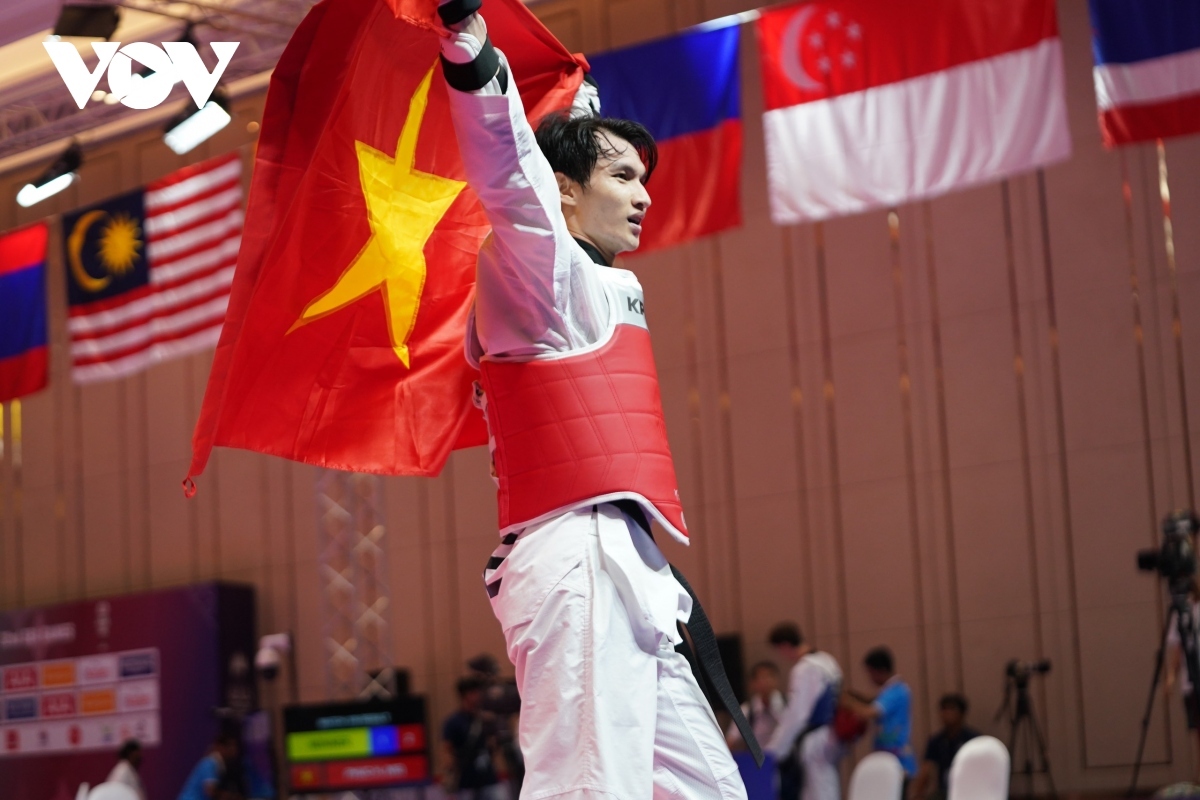 sea games 32 vietnam surpasses 100-gold medal mark picture 1