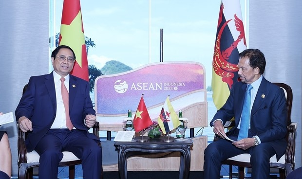 prime minister meets sultan of brunei darussalam picture 1