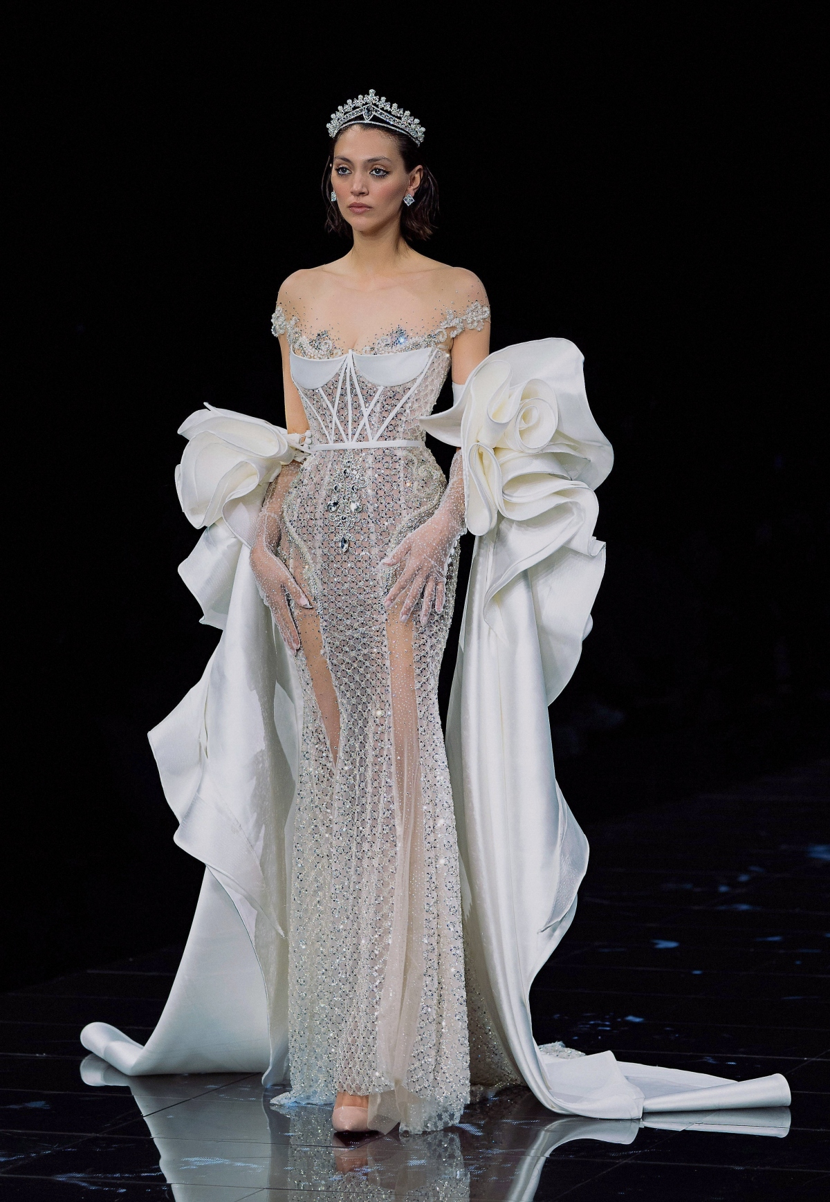 Paris Haute Couture Week: 2023 Bridal Trends - Wedded Wonderland