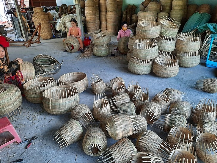 ancient weaving village in ho chi minh city picture 9