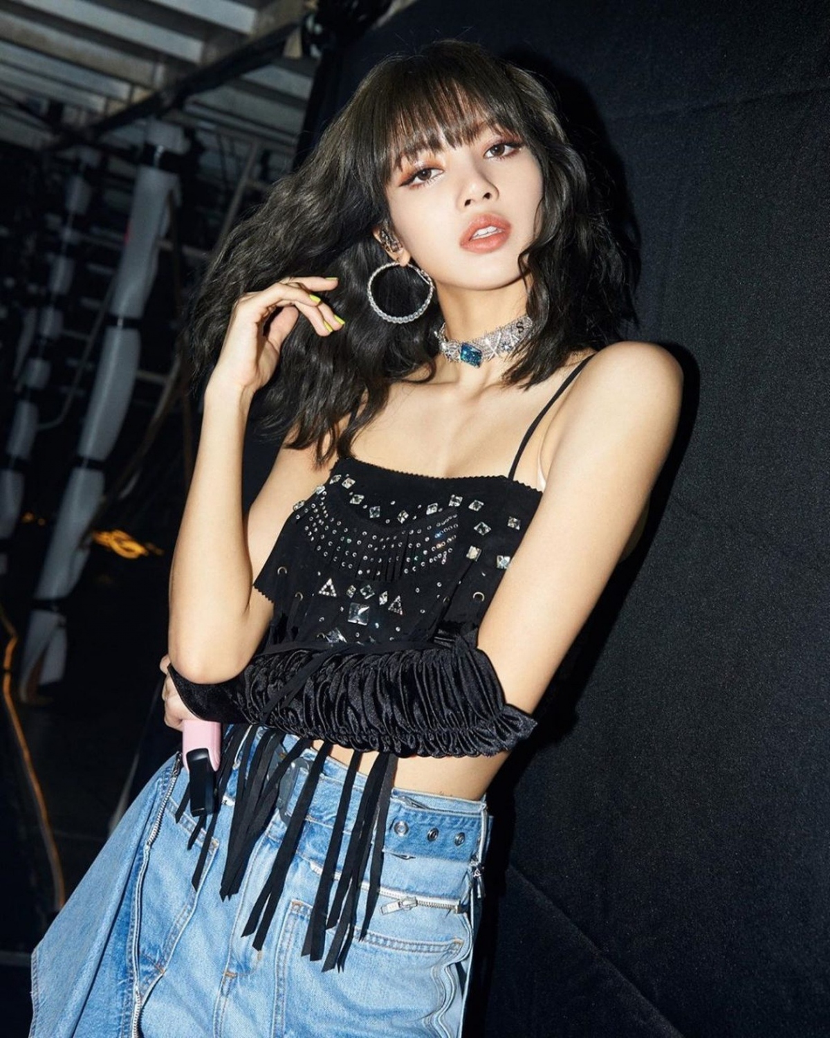 Cuộc sống sang chảnh của Lisa - mỹ nữ nhỏ tuổi nhất Blackpink