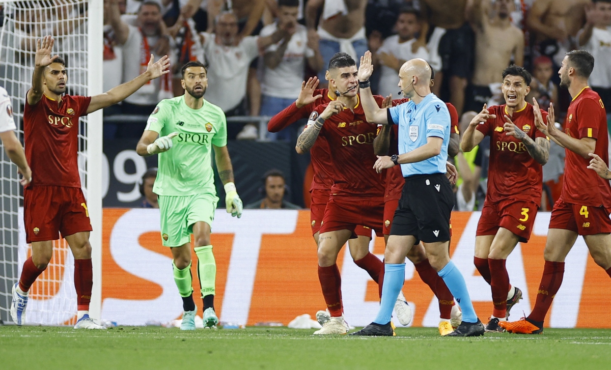 ha guc as roma tren cham luan luu dinh menh, sevilla xung danh nha vua europa league hinh anh 20