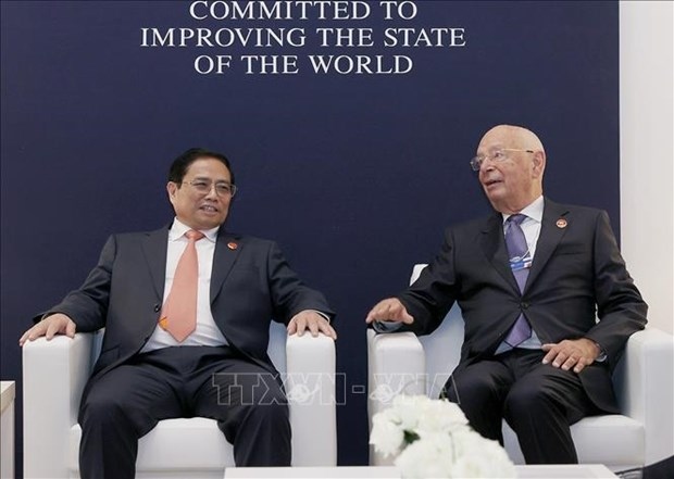 pm receives founder of world economic forum in china picture 1