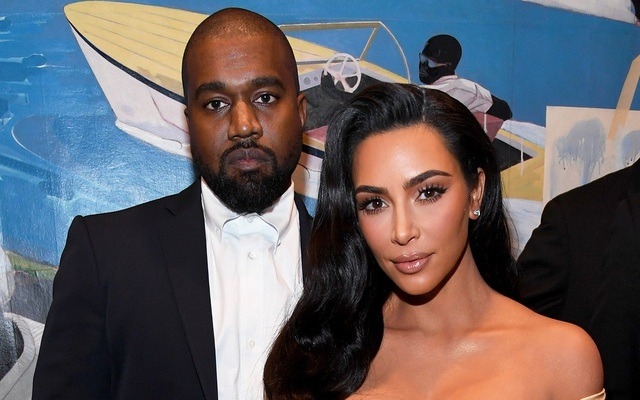 Kim Kardashian bật khóc nức nở khi nhắc về chồng cũ Kanye West