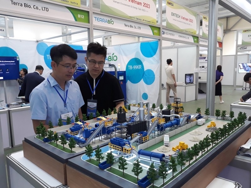 entech hanoi 2023 helps enhance competitiveness of local businesses picture 1