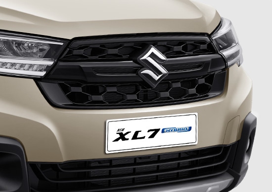 Chiêm ngưỡng một số hình ảnh khác của chiếc Suzuki XL7 Hybrid đời 2023 7 chỗ ra mắt tại Indonesia với giá chỉ từ 447 triệu đồng.