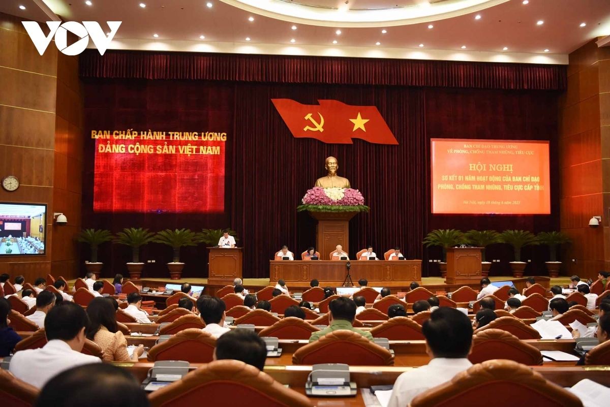 top party leader chairs conference on local anti-corruption picture 1