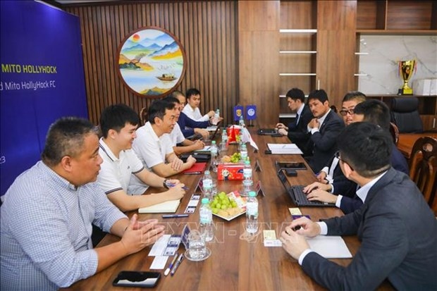 vietnamese, japanese football clubs cooperate in training young players picture 1 vietnamese, japanese football clubs cooperate in training young players picture 1