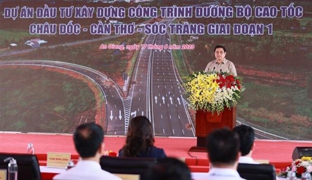 construction of trans-mekong delta expressway kicks off picture 1