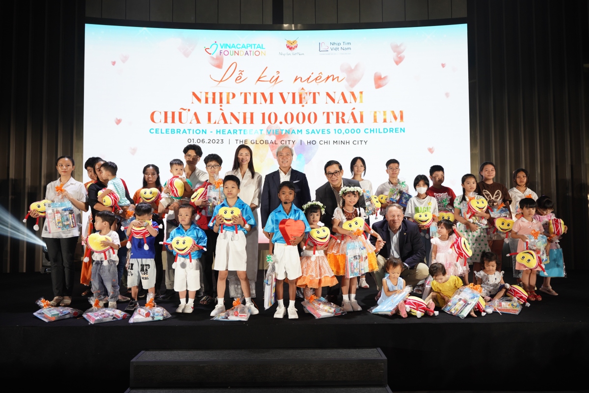 heartbeat vietnam program saves 10,000 children with congenital heart defects picture 3