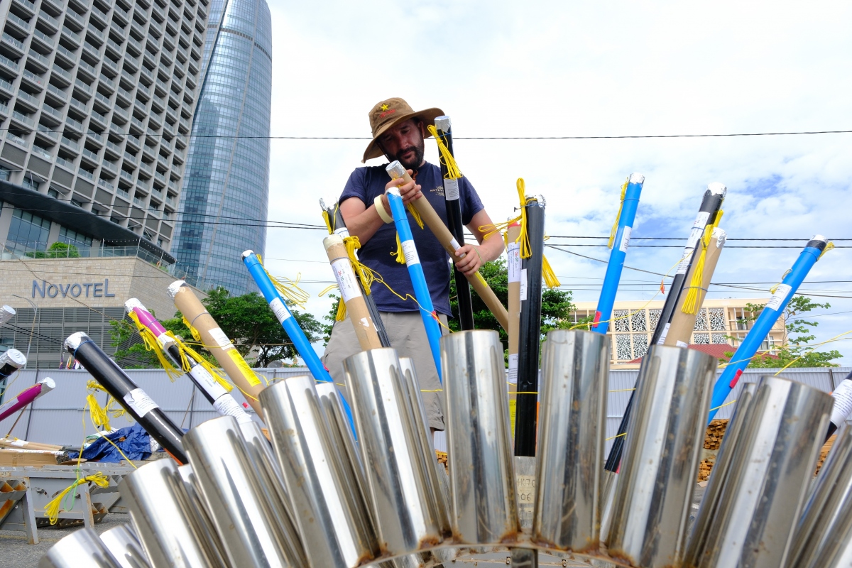 Đêm thứ 2 Lễ hội pháo hoa Quốc tế Đà Nẵng 2023 "Kể chuyện Tình yêu không biên giới”