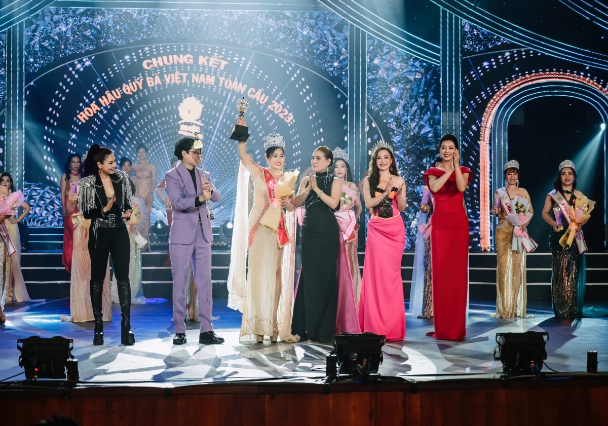 hanoi businesswoman crowned mrs vietnam international global 2023 picture 1 hanoi businesswoman crowned mrs vietnam international global 2023 picture 1