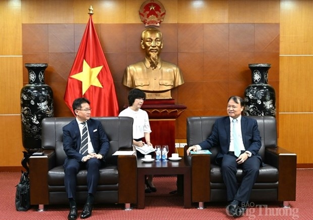 ministry pledges optimal conditions for honda to operate in vietnam picture 1